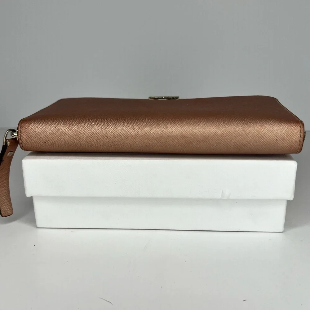 🩷Kate Spade Rose Gold Zip‎ Around Long Wallet🩷